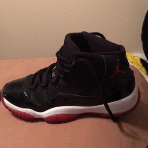 Air Jordan 11 bred